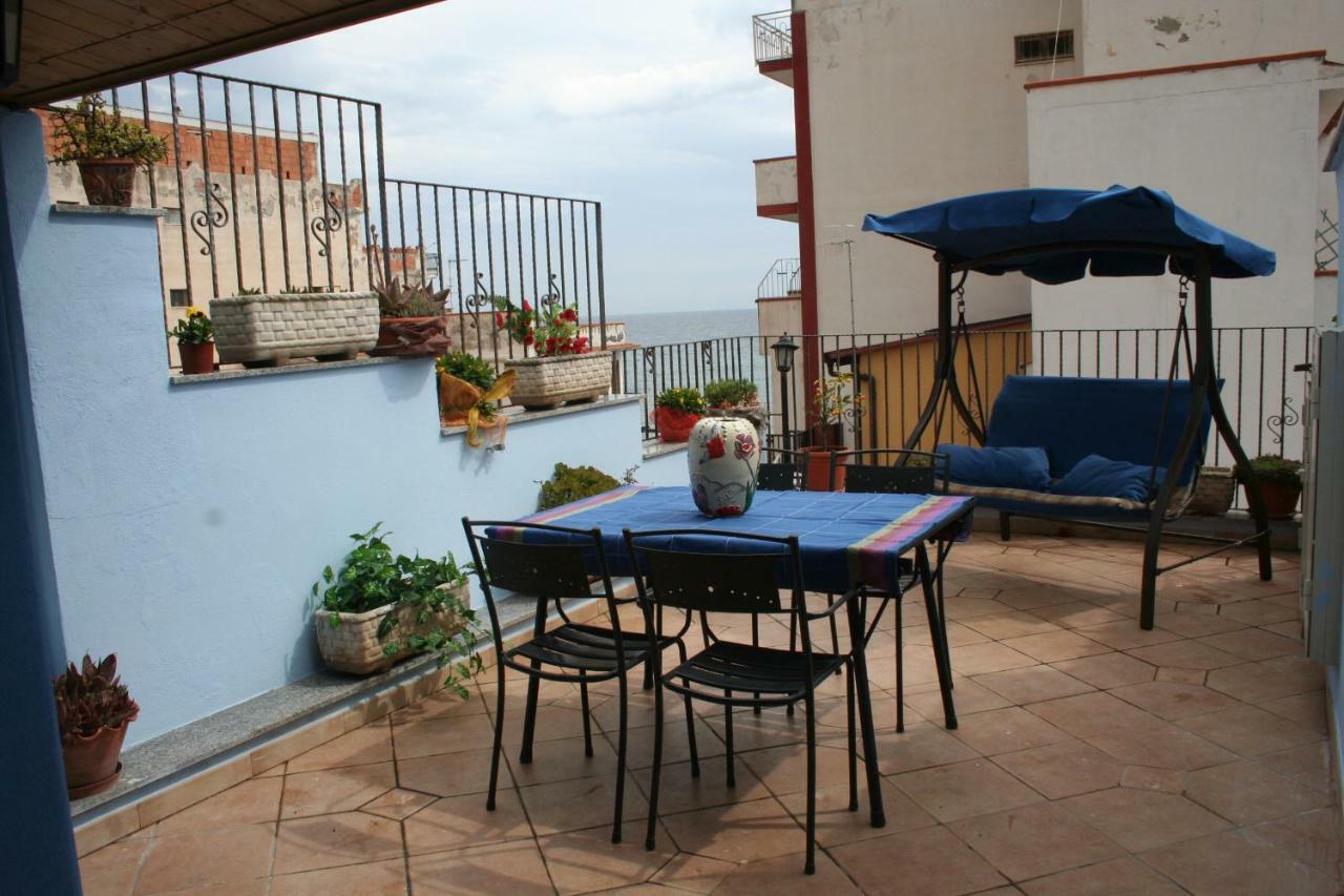 גיארדיני נאקסוס Casa Vacanze Aloha מראה חיצוני תמונה